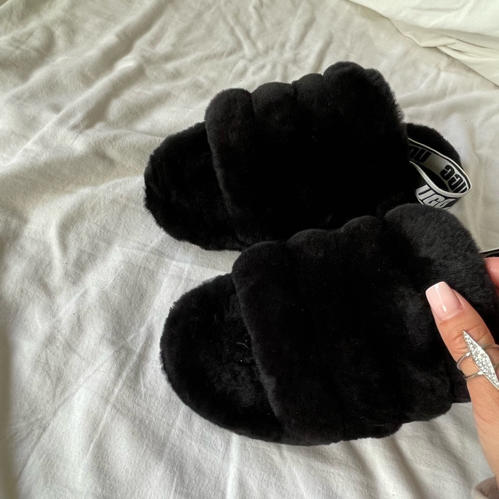 Ugg nwot black fur slang back slippers - Picture 3 of 10